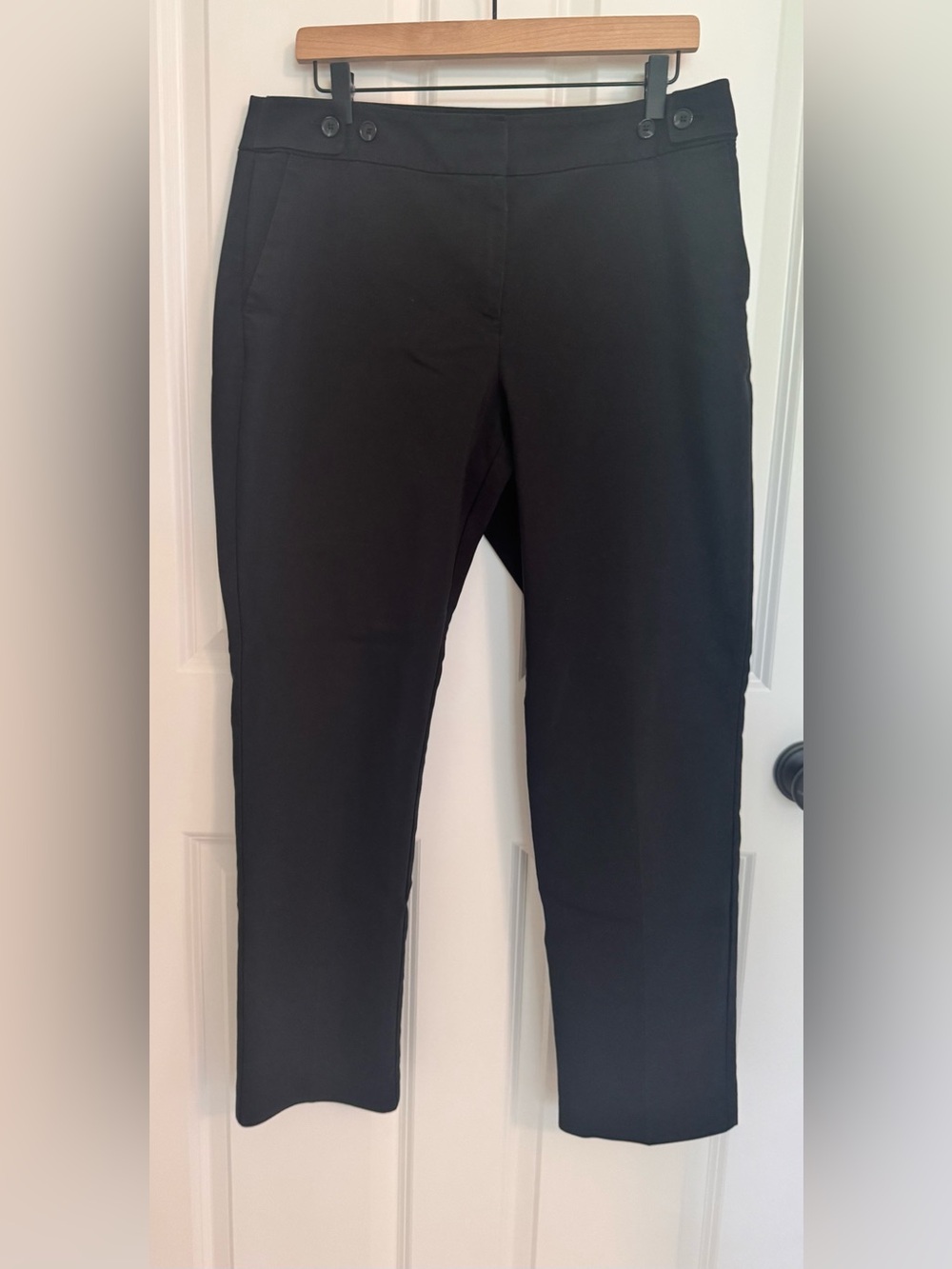 Ann Taylor Women's Size 10 Black Button Tab Straight Leg Dress Pants